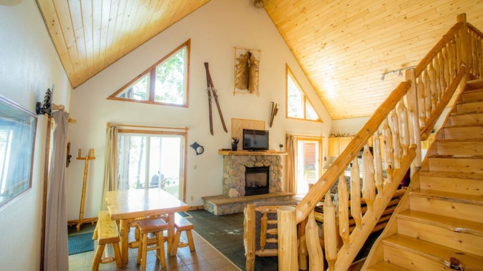 Living and Dining Room in a Bemidji Cabin Rental