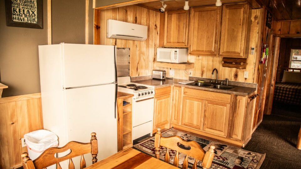 Bemidji Cabin Rental 8 fully equipped kitchen.