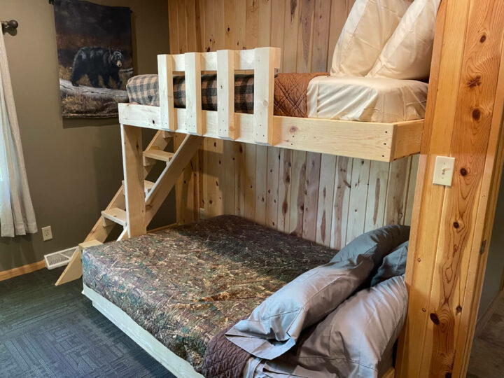 Cabin 10 Bedroom Bunkbed